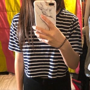 BLUE STRIPED CROPPED T-SHIRT